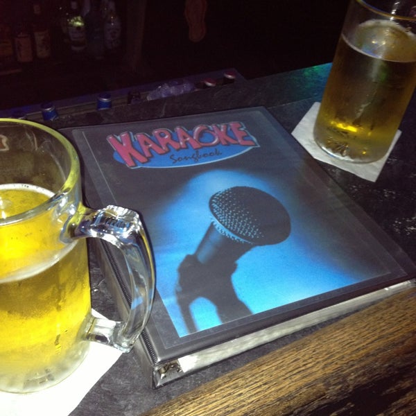 Swizzle Stick Cocktail Lounge 3 tips from 102 visitors