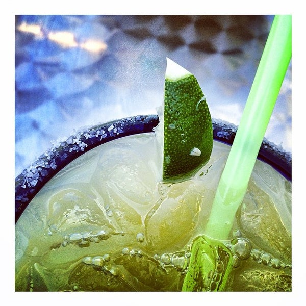 Foto tirada no(a) Mr. Tequila Mexican Restaurant por Greg F. em 4/6/2014