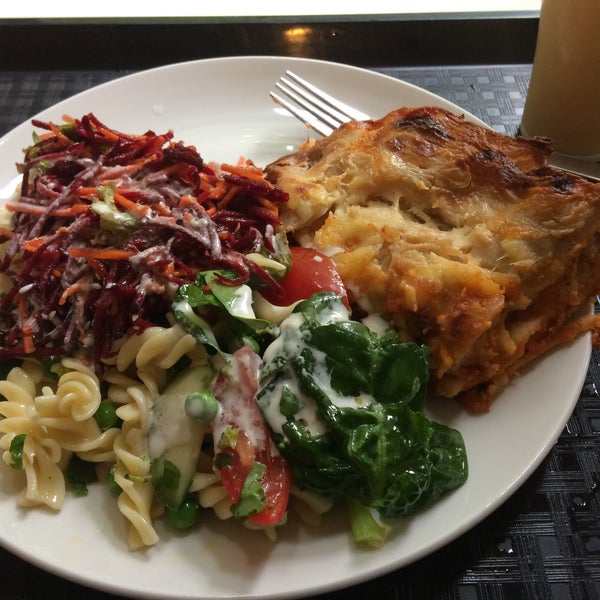 Das Foto wurde bei Gopal&#39;s Pure Vegetarian Restaurant von Andrew D. am 1/15/2015 aufgenommen