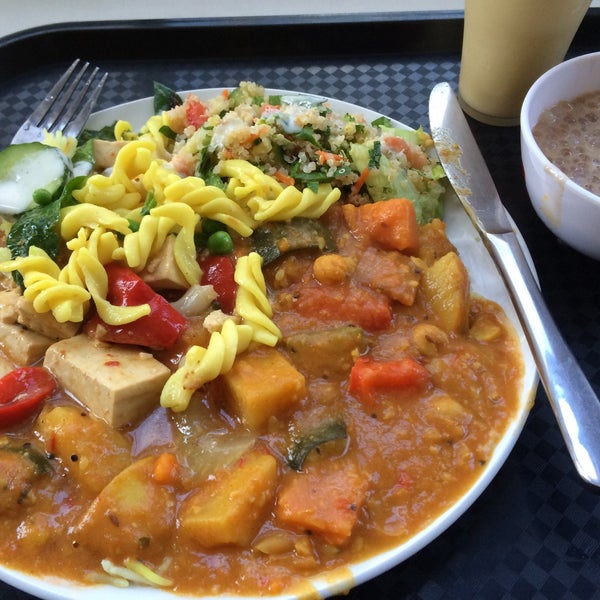 Das Foto wurde bei Gopal&#39;s Pure Vegetarian Restaurant von Andrew D. am 8/11/2015 aufgenommen