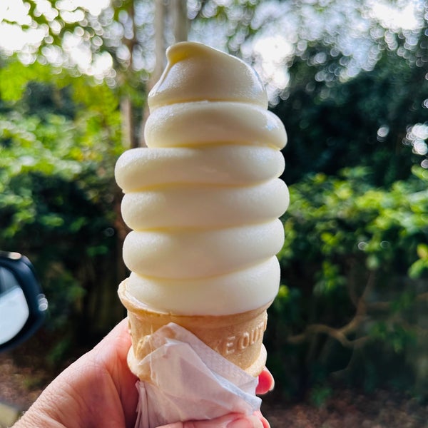 Shakers Drive Thru Burger Joint