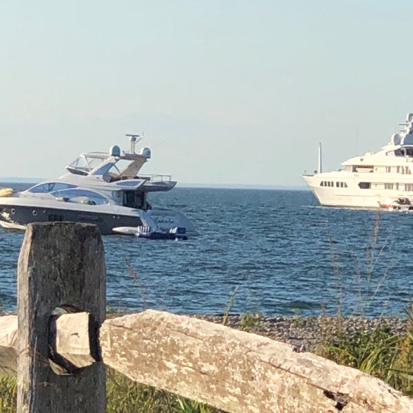 8/29/2019 tarihinde Noah R.ziyaretçi tarafından Navy Beach Restaurant'de çekilen fotoğraf