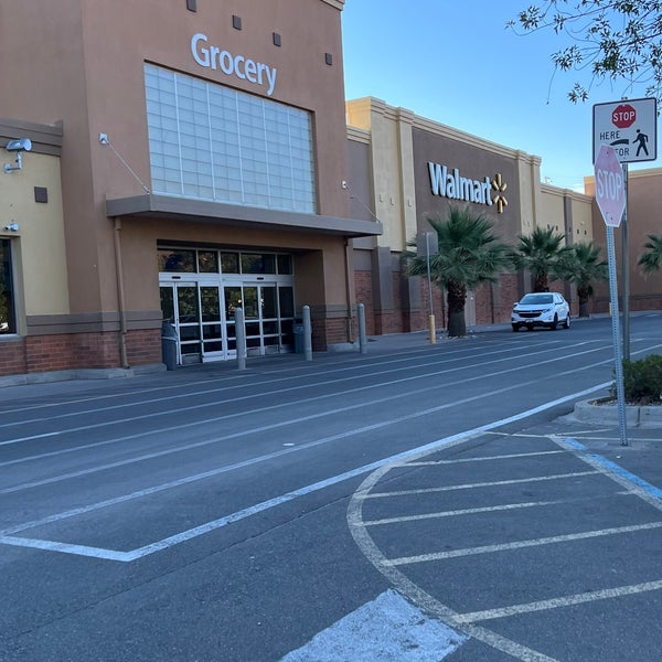 Big Portão vira Walmart