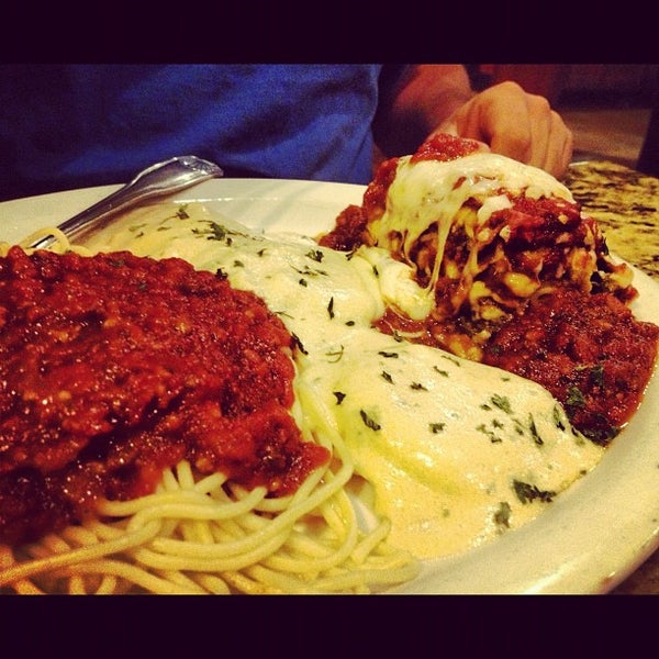 Photo taken at Angelo&#39;s Italian Restaurant &amp; Pizzeria by Corey C. on 9/26/2012