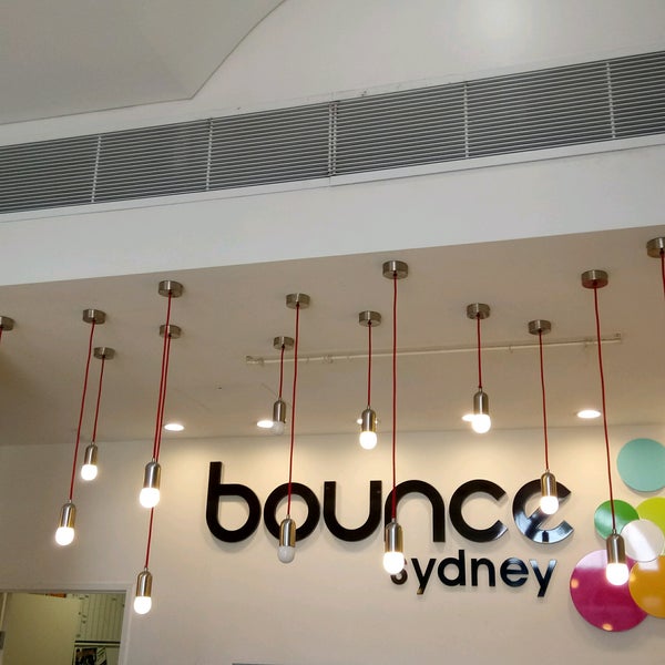 Снимок сделан в Bounce Sydney пользователем C A. 2/11/2017
