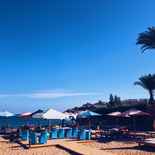 Пляж Viva Beach в Наама