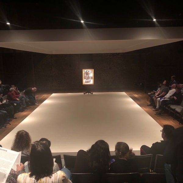 Foto tirada no(a) Classic Stage Company por pipitu em 4/14/2018