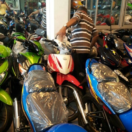 Photos At Kedai Motor Chong Motor Petaling Jaya Selangor