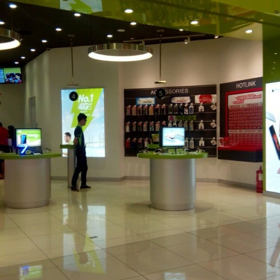 Maxis Centre Aeon Shah Alam Ulisesrkc