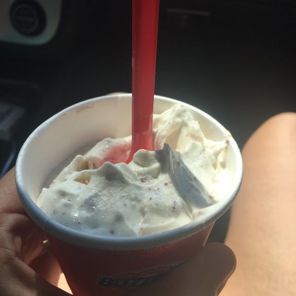 Dairy Queen Ice Cream Parlor in Austin