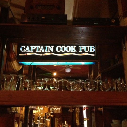 Photo taken at Captain Cook Pub by Ярослав К. on 10/23/2012