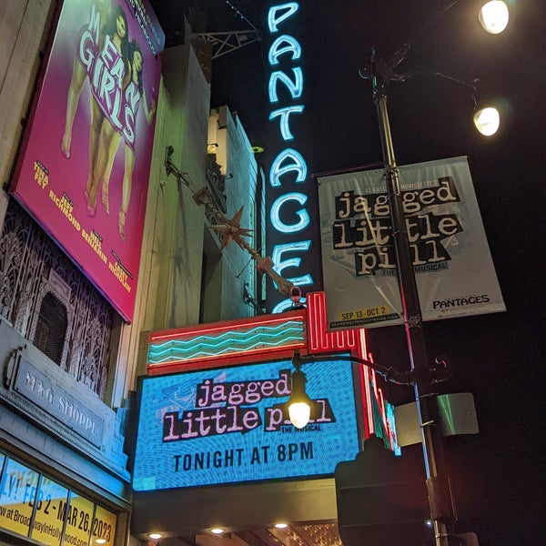Foto diambil di Pantages Theatre oleh Mark O. pada 9/17/2022