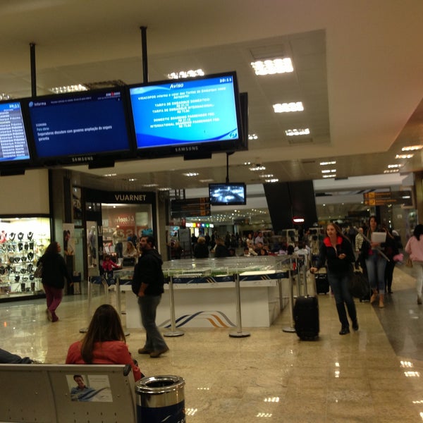 Das Foto wurde bei Aeroporto Internacional de Campinas / Viracopos (VCP) von Roberta C. am 5/7/2013 aufgenommen