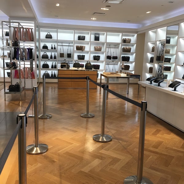 COACH Outlet Steele Creek 5416 New Fashion Way Ste 850