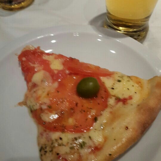 8/2/2015에 Igna M.님이 Pizza Donna에서 찍은 사진