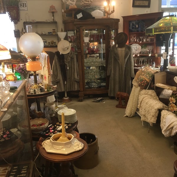 Wilson's Antiques Antique Store in Traverse City