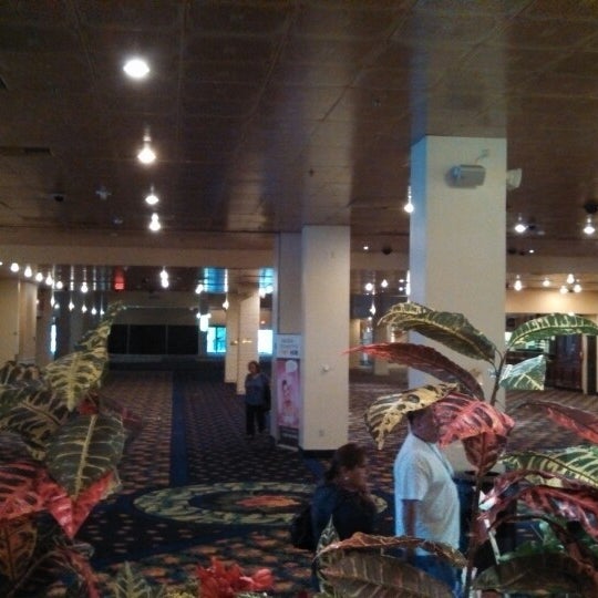 Foto tomada en River Palms Resort Hotel &amp; Casino  por Hastin Z. el 5/11/2013