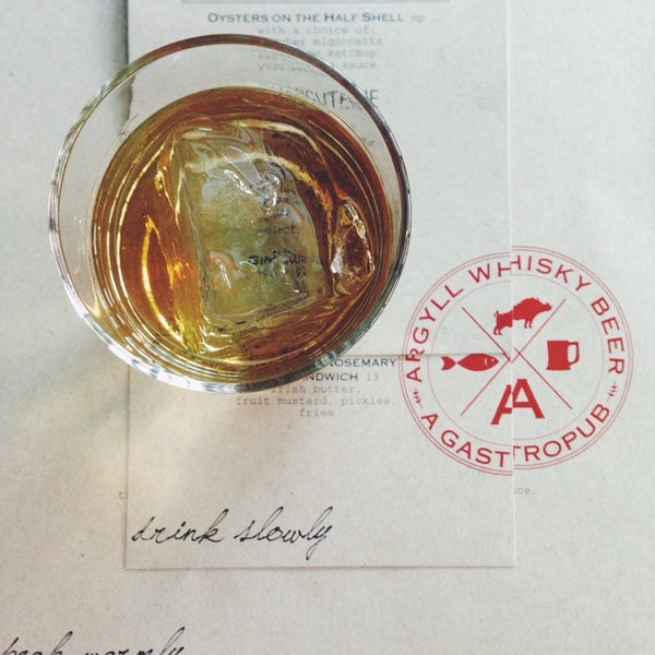 6/15/2014에 Heather M.님이 Argyll Whisky Beer, A Gastropub에서 찍은 사진