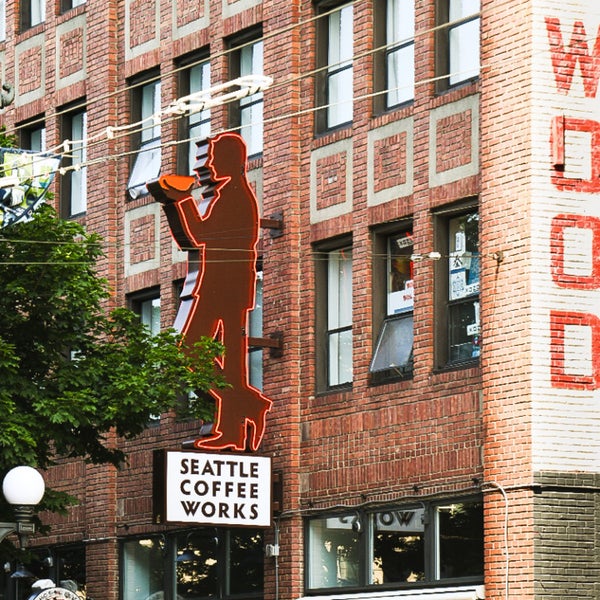 Foto diambil di Seattle Coffee Works oleh Heather M. pada 6/23/2023