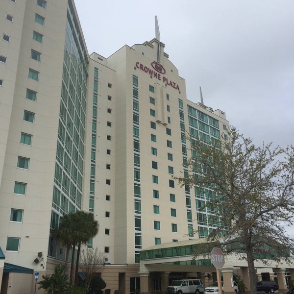 Foto diambil di Hotel Kinetic Orlando Universal Blvd oleh Ahmed S A. pada 3/7/2015