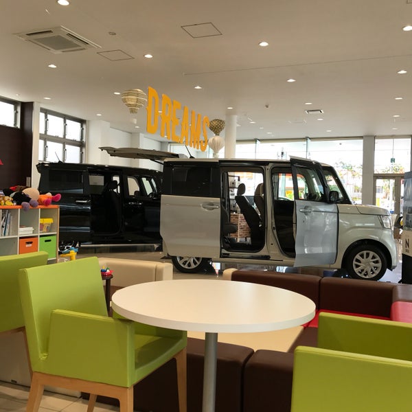 Honda Cars 沖縄 一日橋店 13 Visitors