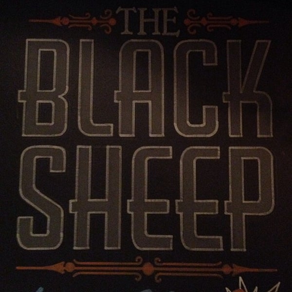 Foto scattata a The Black Sheep Gastropub da Phil N. il 1/12/2014