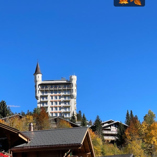 รูปภาพถ่ายที่ Gstaad Palace Hotel โดย AYB เมื่อ 10/23/2021