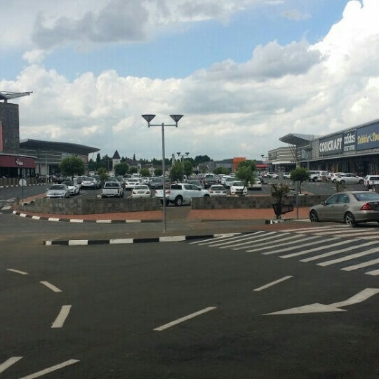 East Rand Retail Park 219 ziyaretçi