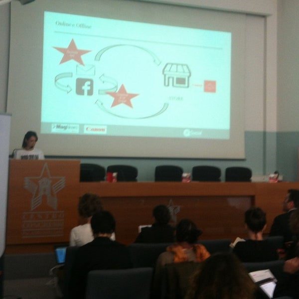 Foto tomada en Social Case History Forum - #schf14  por Loredana C. el 5/30/2013