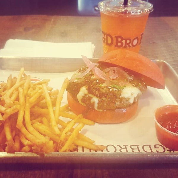 Photo taken at GD Bro Burger by Oliver B. on 6/2/2016
