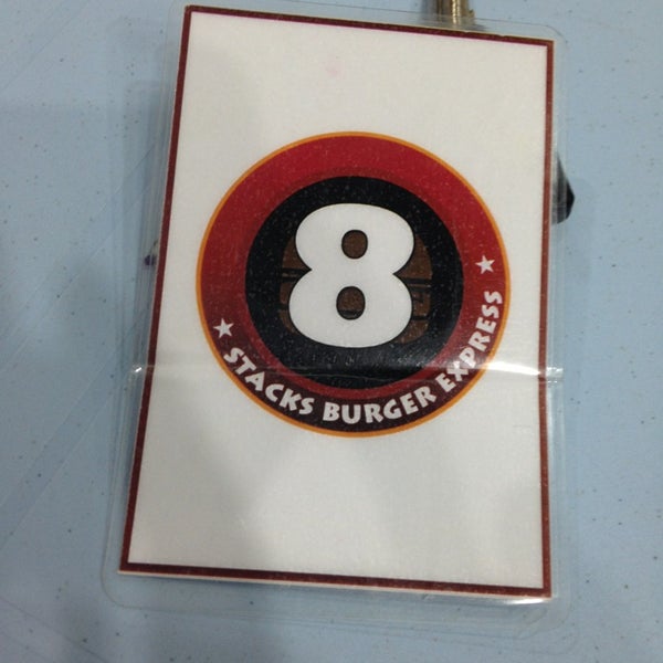 Foto tirada no(a) Stacks Burger por Elin L. em 7/19/2013