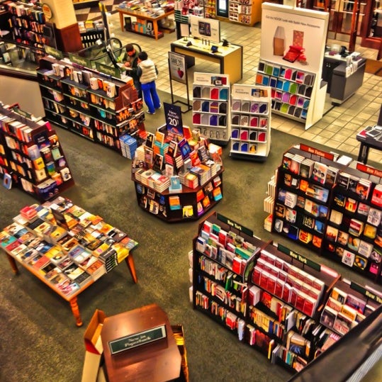Barnes Noble Now Closed New Springville 21 Tips From 1868