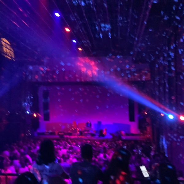 ситион холл шмитовский проезд 32-а. Stereo hall москва. Centre hall москва. моно холл. моно холл.