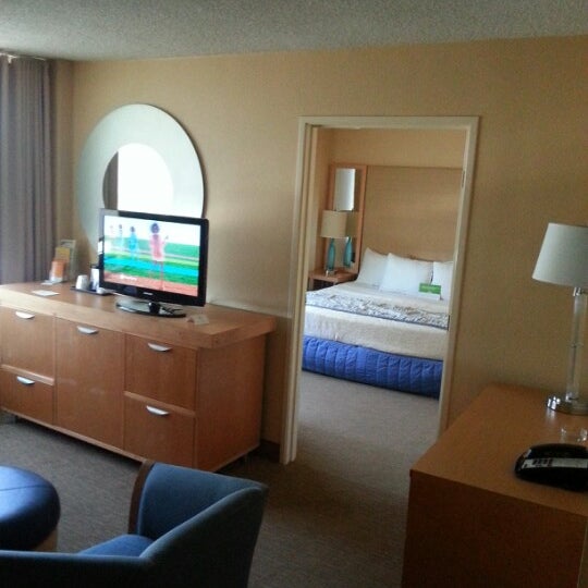 Photo taken at La Quinta Inn &amp; Suites LAX by Kandace B. on 3/13/2013