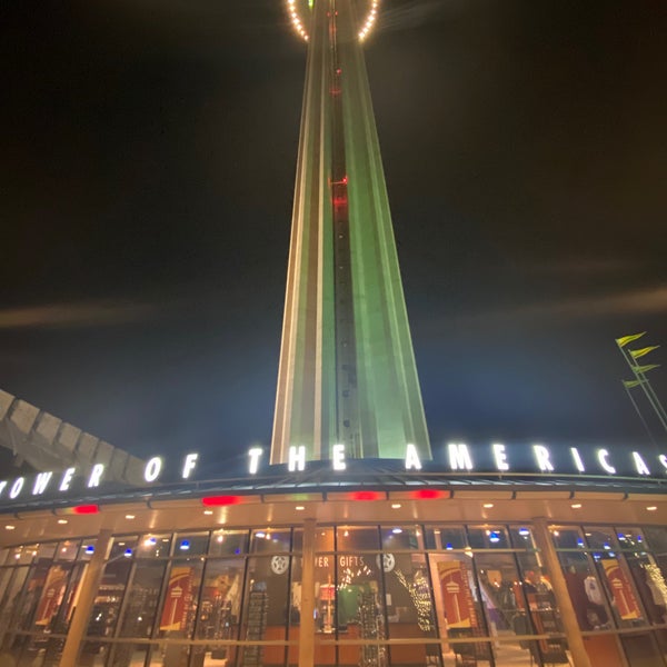 6/15/2021 tarihinde Sarah B.ziyaretçi tarafından Tower of the Americas'de çekilen fotoğraf