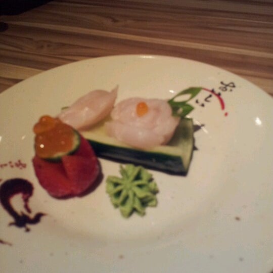 Снимок сделан в Keemo, Sushi em Movimento пользователем Gisele Cristine B. 1/12/2013