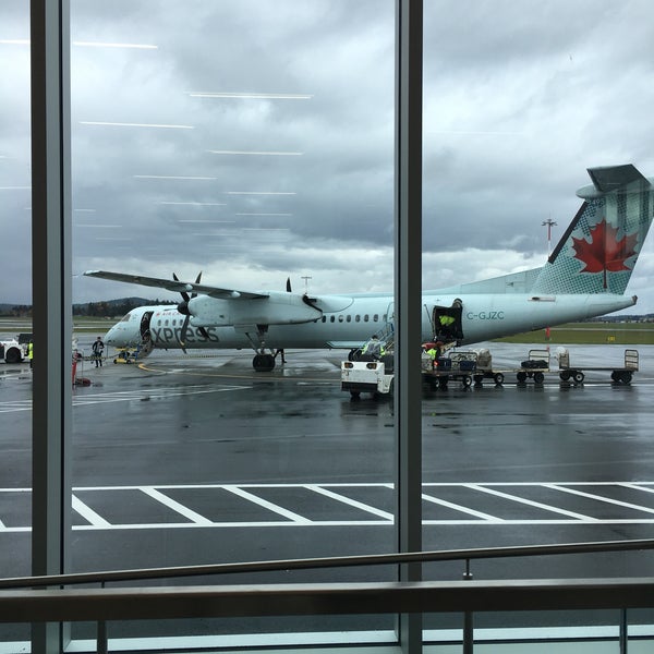 10/19/2019 tarihinde Yukaziyaretçi tarafından Victoria International Airport (YYJ)'de çekilen fotoğraf