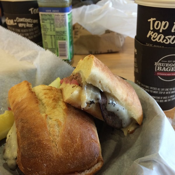 Bruegger's Bagels Winchester Town Center 600 Main Street