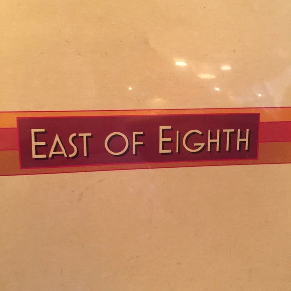 2/15/2015 tarihinde Kevin L.ziyaretçi tarafından East of Eighth Restaurant'de çekilen fotoğraf