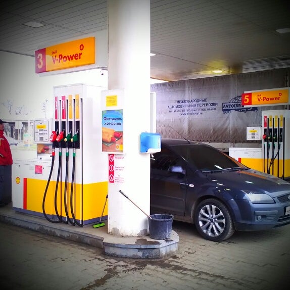 Photo taken at Shell by Станислав К. on 4/21/2013