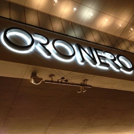 10/12/2012にMarinaがOroNero Bar &amp; Ristoranteで撮った写真