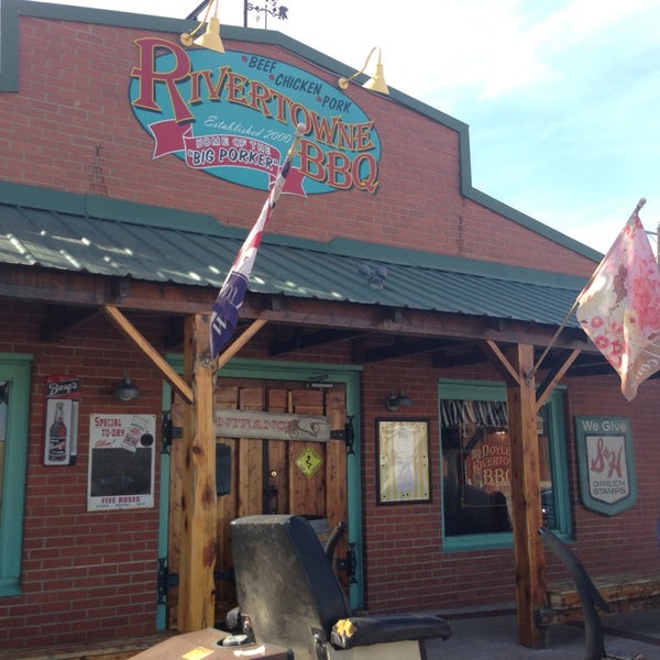 Rivertowne BBQ BBQ Joint in Ozark