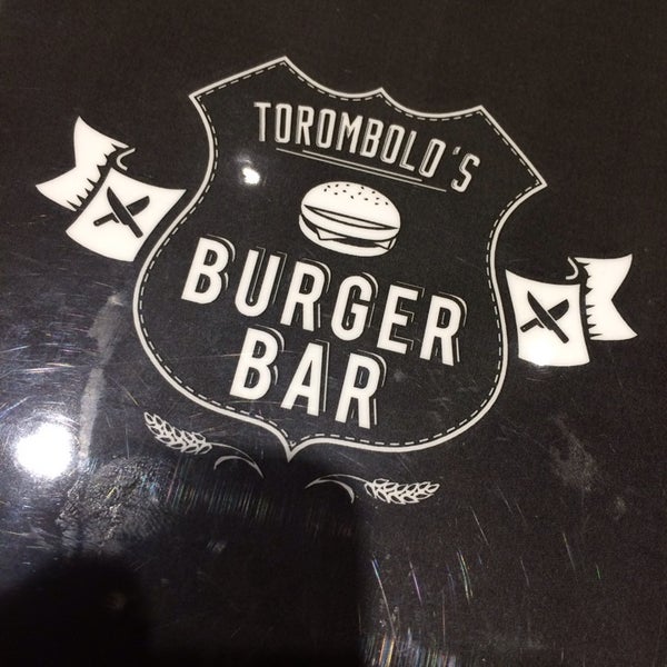 Снимок сделан в Torombolo&#39;s Burger Bar пользователем Sam C. 12/27/2013