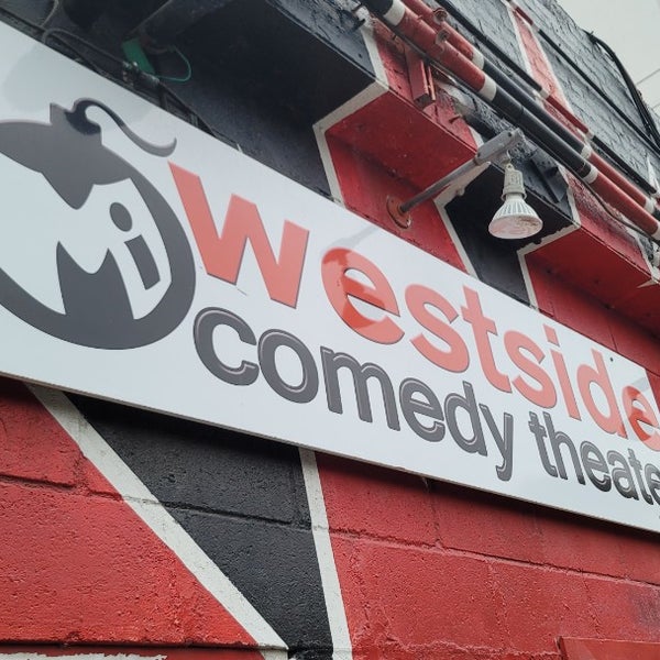 Foto tirada no(a) M.i.&#39;s Westside Comedy Theater por Grant J. em 5/1/2023