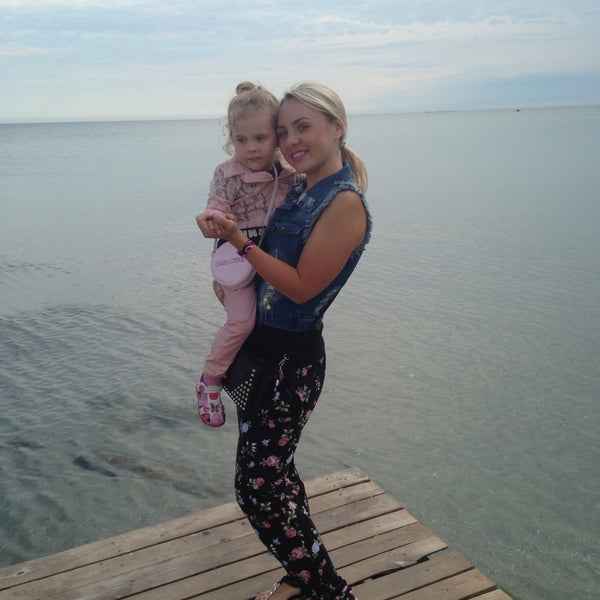 7/4/2015 tarihinde Irina L.ziyaretçi tarafından Мама пляж'de çekilen fotoğraf