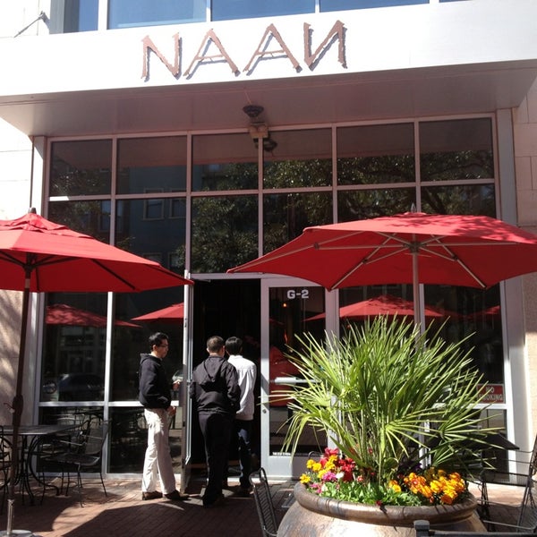 Photo taken at Naan Sushi by Chi N. on 3/20/2014