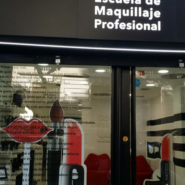 12/5/2018にPilar R.がColors-Up Escuela de Maquillajeで撮った写真