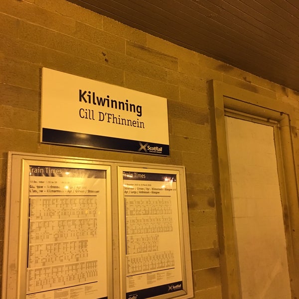 Kilwinning Railway Station (KWN) Townhead