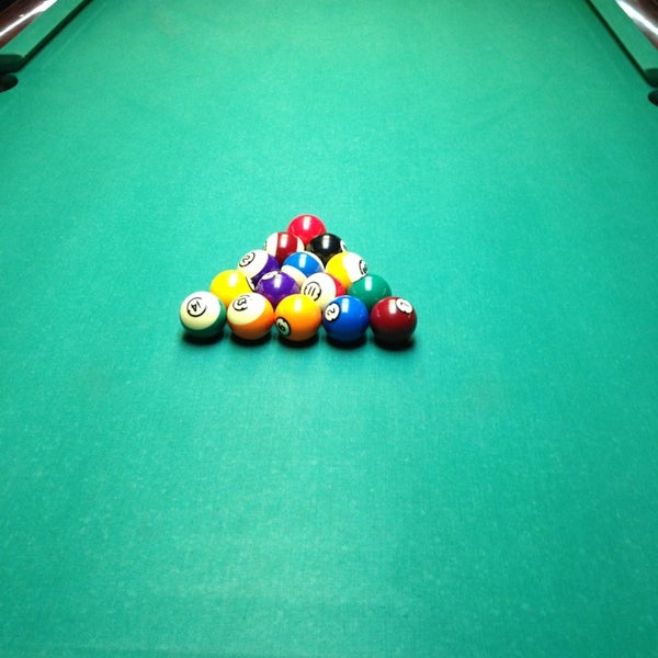 รูปภาพถ่ายที่ Metro Sportz Bar &amp; Billiards โดย Corné K. เมื่อ 1/30/2013