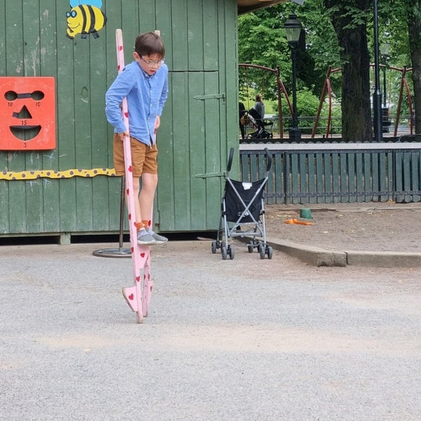 Humlegårdens parklek - Lärkstaden - 8 tips from 475 visitors